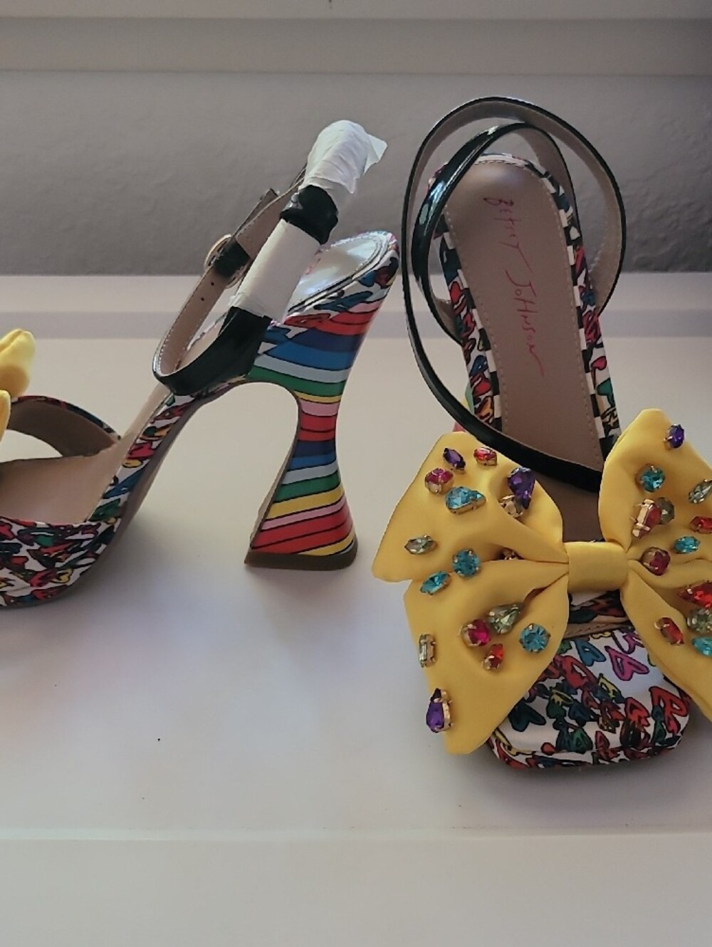 Betsey Johnson Yellow Bow Jeweled Ankle-Strap Peep-Toe RAINBOW  Heels - Picture 9 of 9